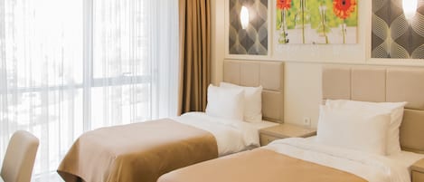 Twin Room, City View | Premium bedding, minibar, in-room safe, desk