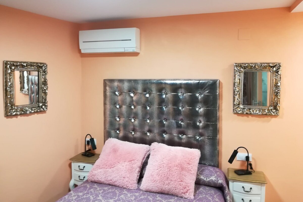 In-room safe, soundproofing, iron/ironing board, cribs (free)