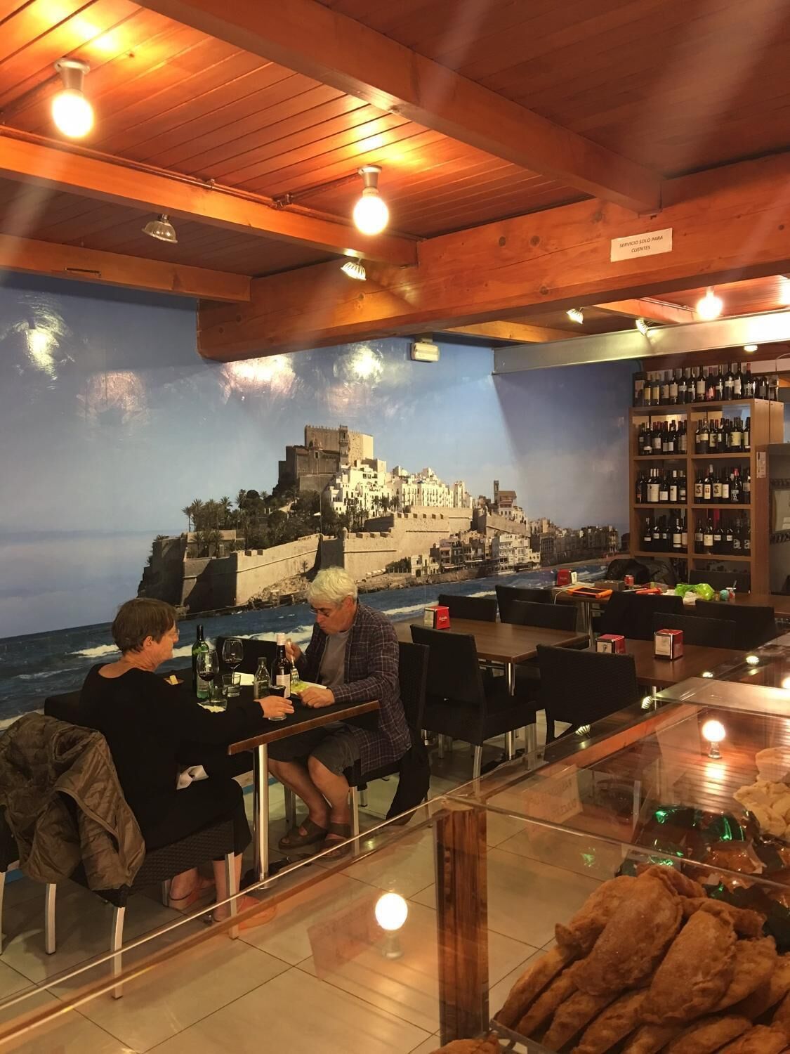 Breakfast, lunch, dinner served; Mediterranean cuisine 