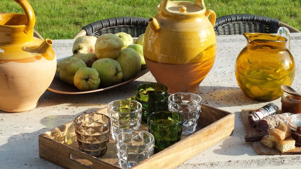 Mas Notre Dame by null