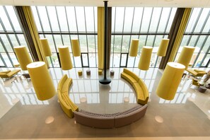 Lobby sitting area - Vila Gale Collection Sintra Hotel (Sintra)