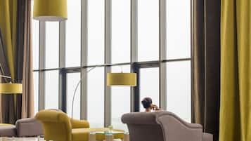 Sala de estar en el lobby