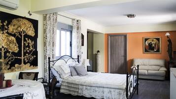 2 habitaciones, decoración personalizada y muebles diferentes