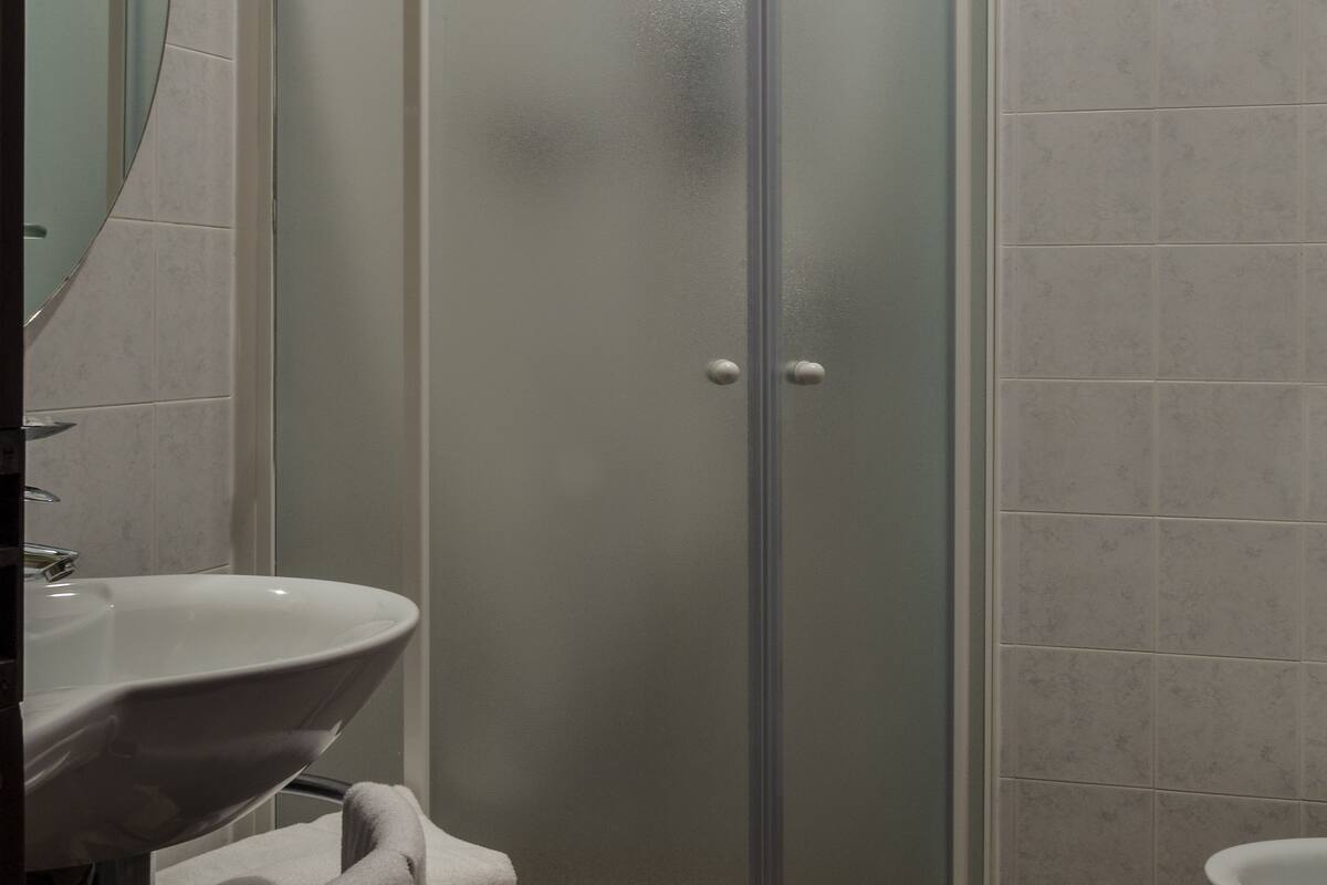 free toiletries, hair dryer, bathrobes, bidet