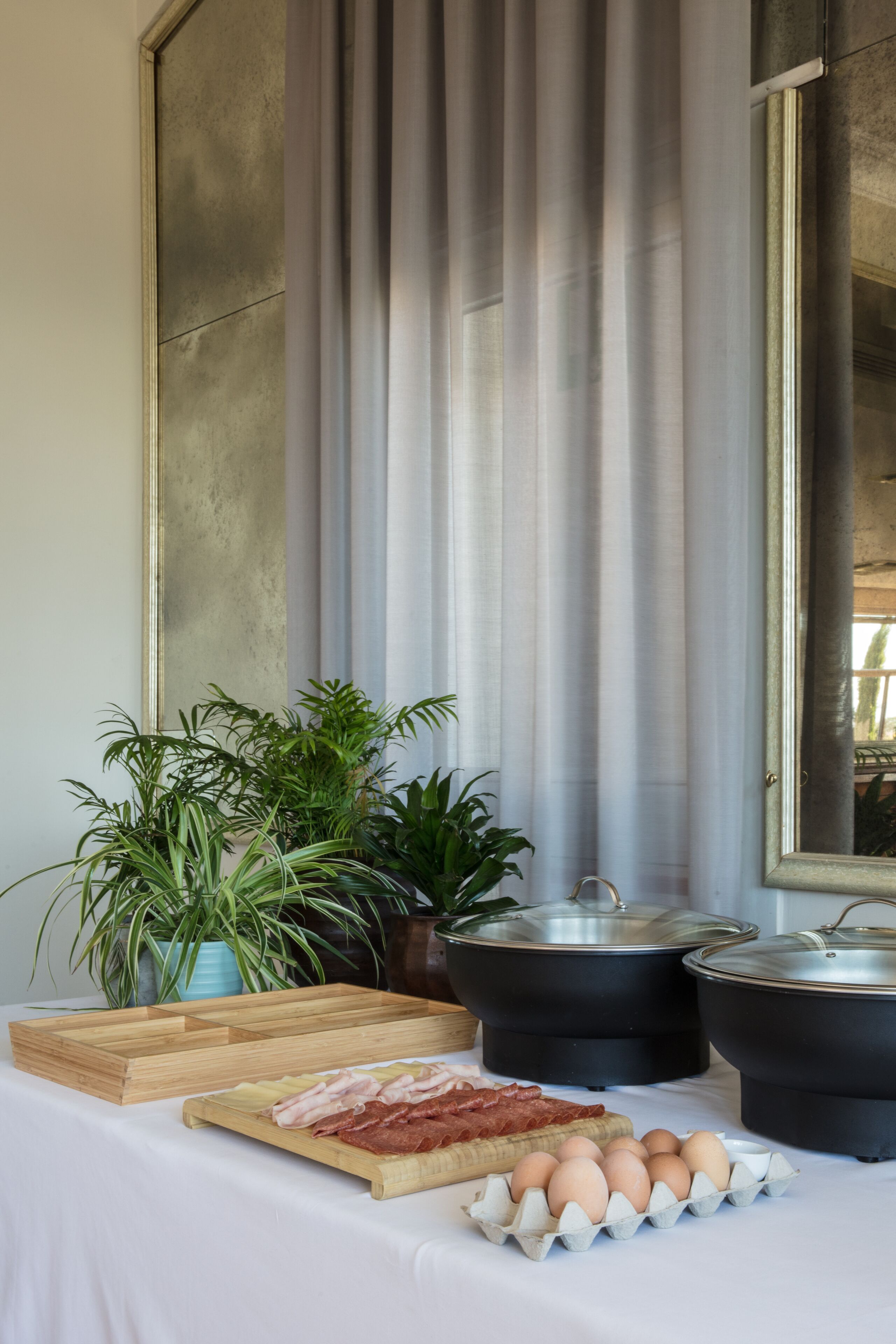 Petit déjeuner buffet servi tous les jours en supplément