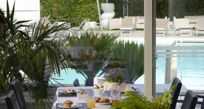 La Villa Resort