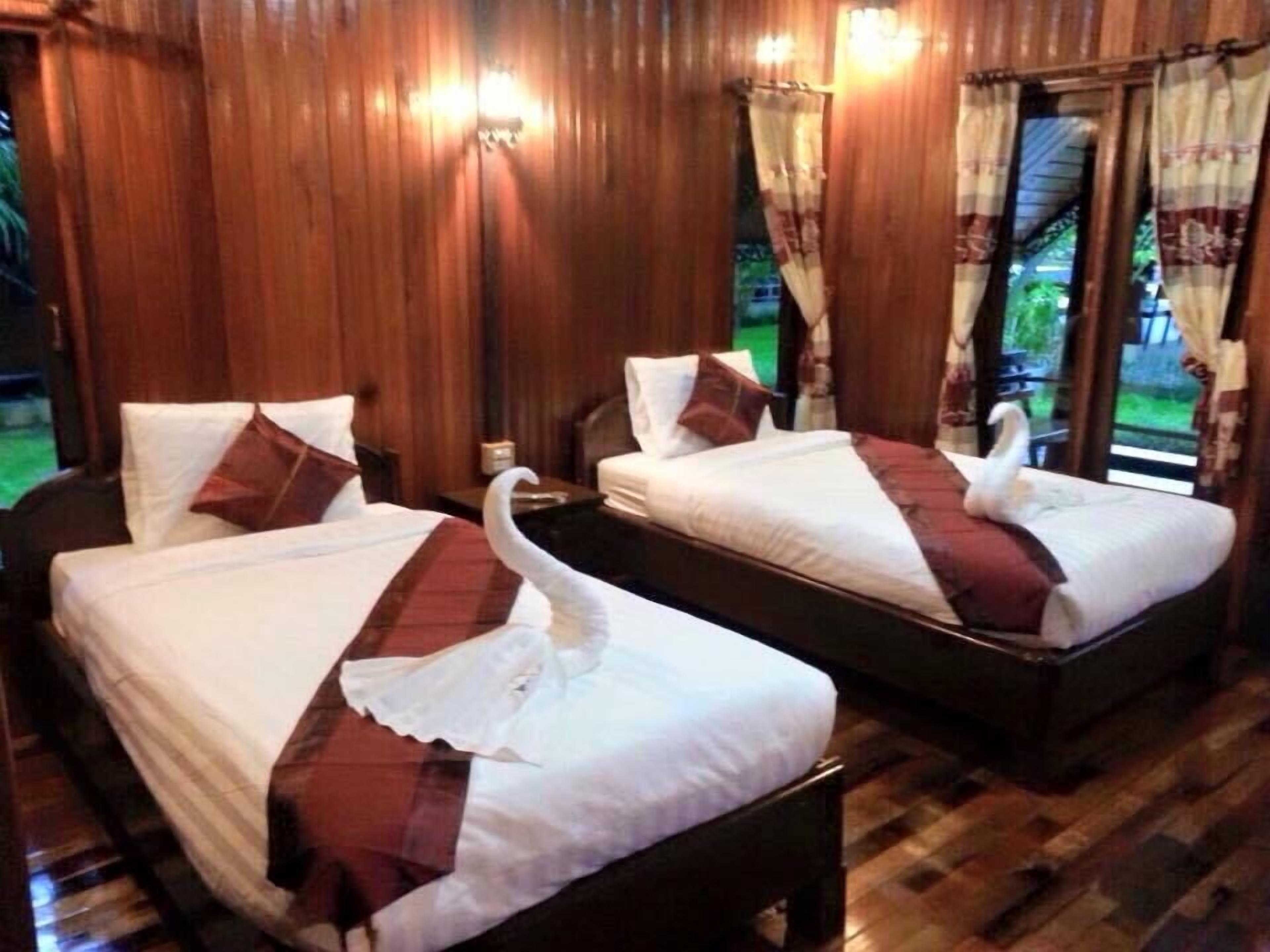 Standard Twin Room | Minibar, blackout curtains, free WiFi