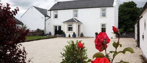 Fachada da propriedade