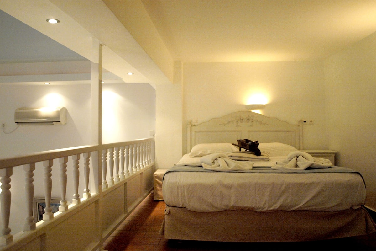 In-room safe, soundproofing, iron/ironing board, free cots/infant beds