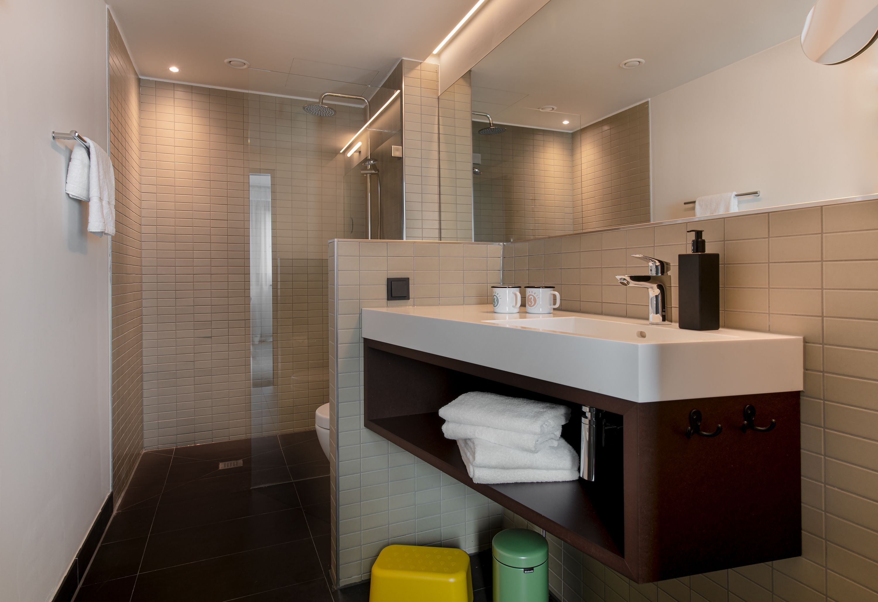 medium | bathroom | shower, rainfall showerhead, free toiletries, hair dryer