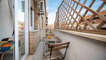 Comfort-Dreibettzimmer | Blick vom Balkon