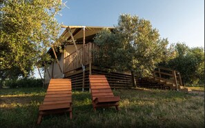 In-room safe, free WiFi, bed sheets - Tenuta Poggio Rosso Glamping (Piombino)