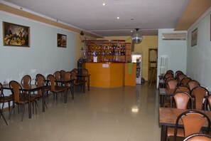 Cafe - Hotel Syurpriz 1 (Astrakhan)