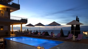 Outdoor pool - Amalia Apartments (Lefkada)