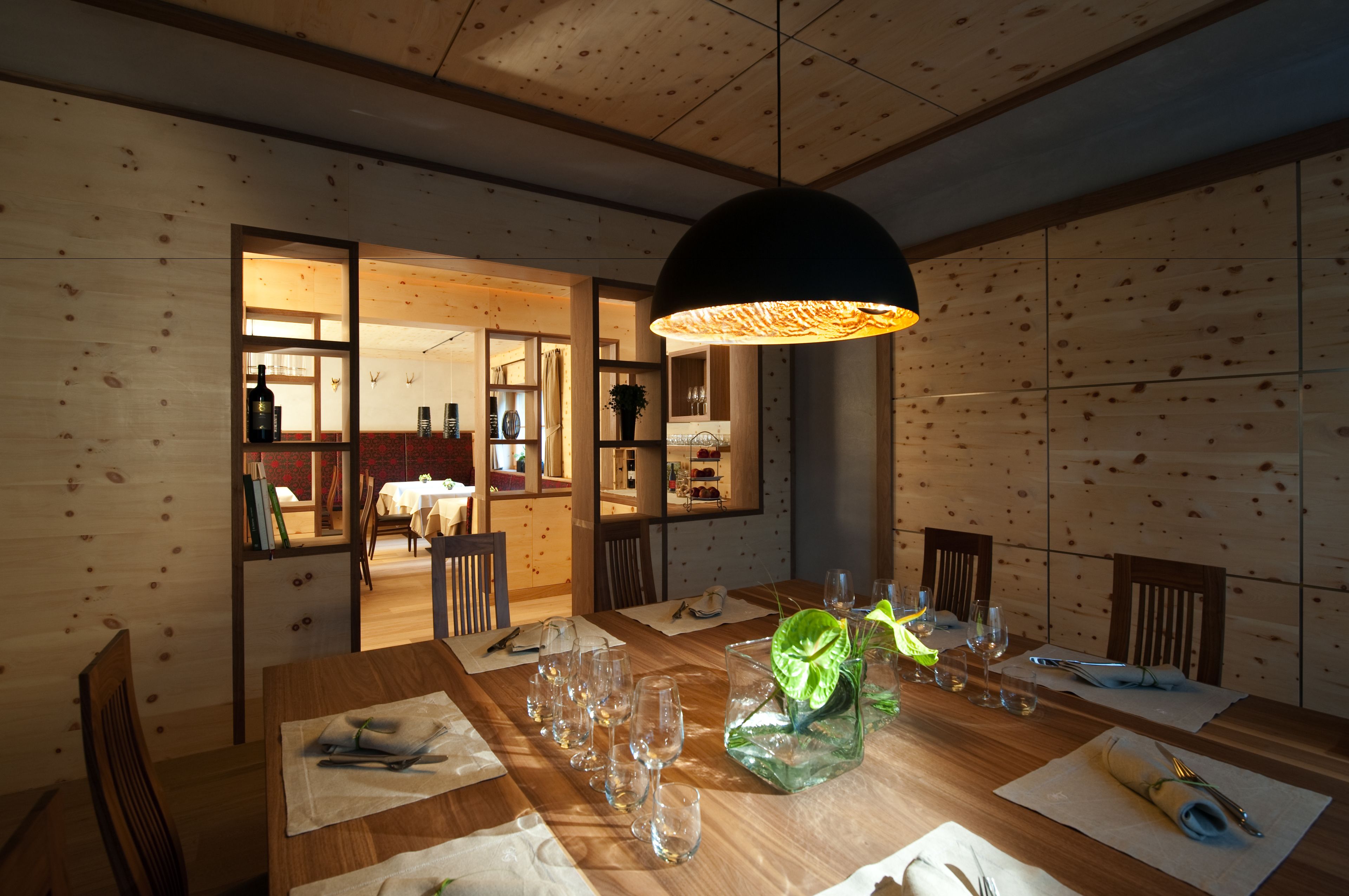 lunch and dinner served, local cuisine