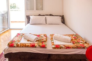 Apartment, 1 Bedroom | 1 bedroom, iron/ironing board, free WiFi