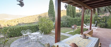 Villa | Terrace/patio