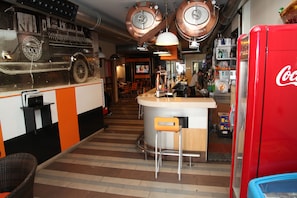 Snack bar - Pension Orois (Melide)