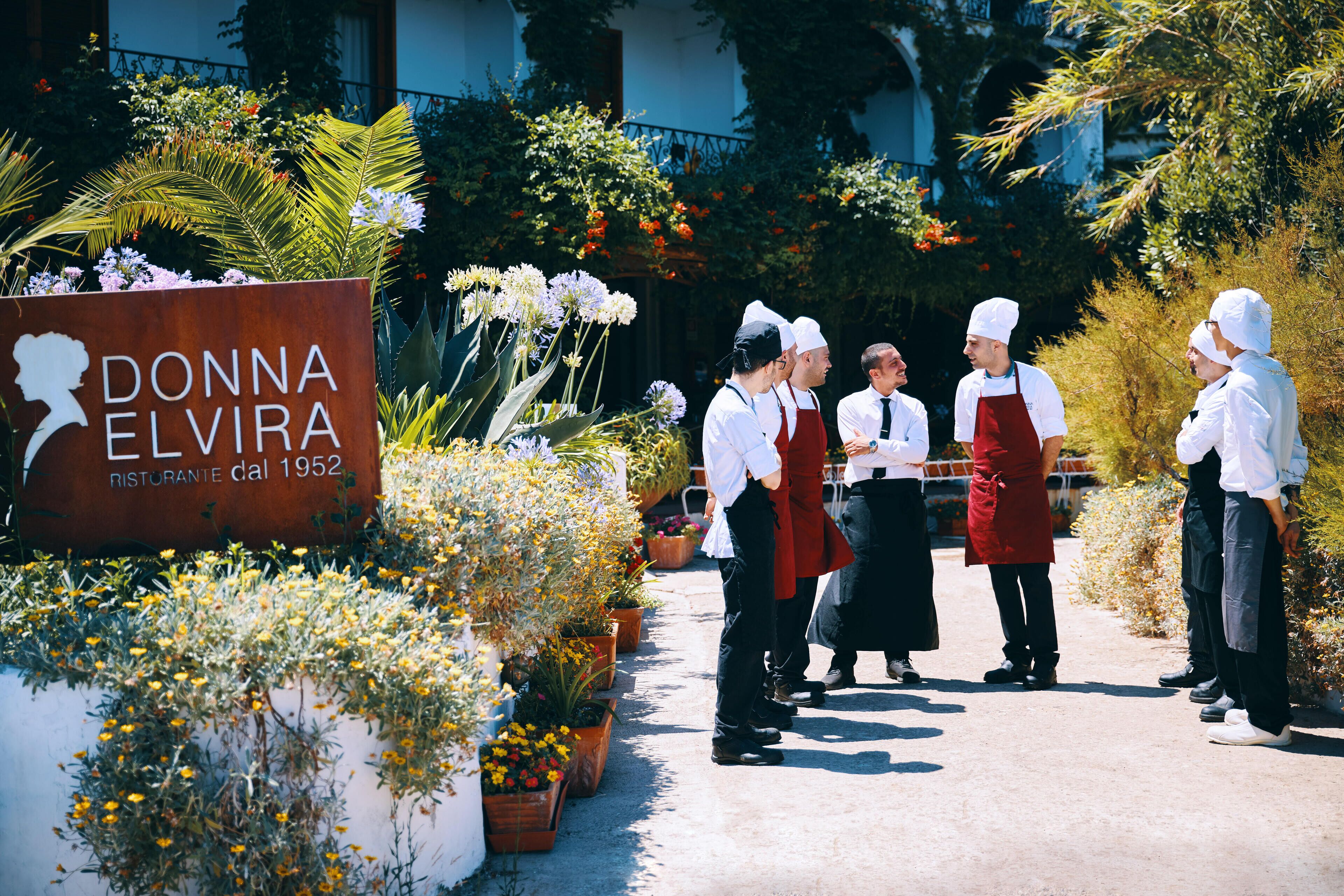 local cuisine, pool views