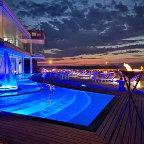 Piscina a l'aire lliure 