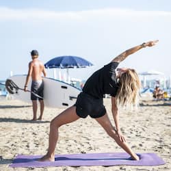 Plage, sable blanc, navette gratuite vers la plage