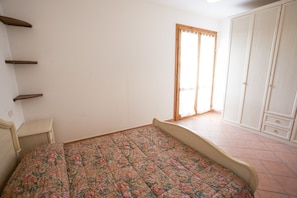 2 chambres, lits bébé (en supplément)