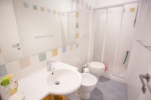 Apartamento | Baño | Ducha y bidé