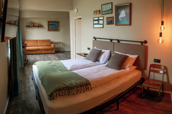 Rom – deluxe, privat bad | Individuelt dekorert, individuelt innredet og blendingsgardiner