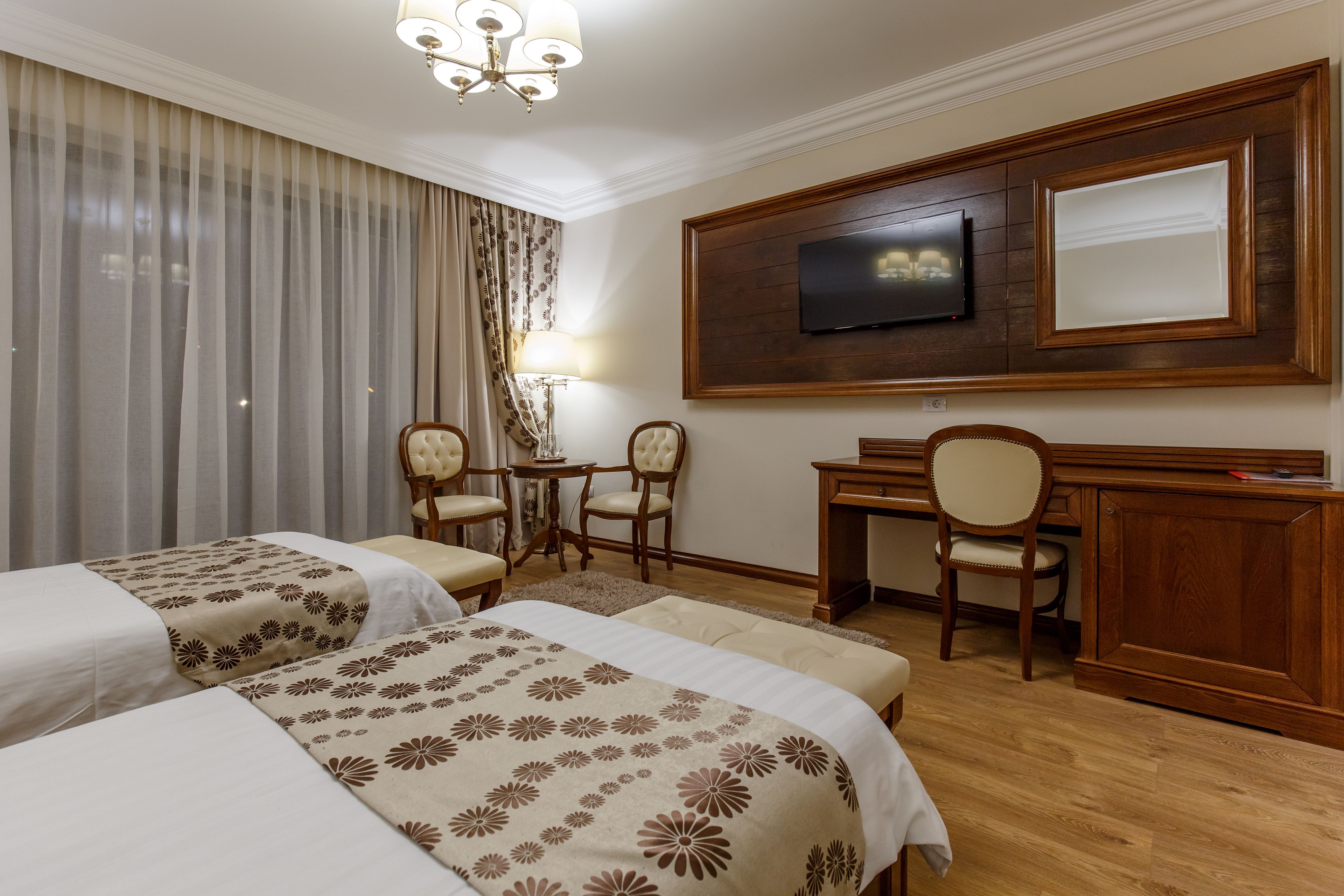 standard twin room | minibar, iron/ironing board, free wifi, bed sheets