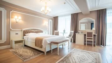 Phòng đôi Tiêu chuẩn, 1 giường cỡ queen và sofa giường | Minibar, bàn ủi/dụng cụ ủi quần áo