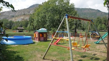 Children's play area - outdoor
