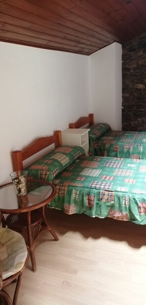 Family Quadruple Room, 1 Bedroom, Ensuite (Not in room) | Blackout drapes, iron/ironing board, free WiFi, bed sheets