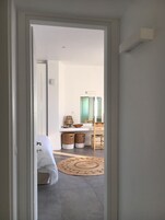 X_ecutive Suite with Sea View and Private Pool | 1 bedroom, premium bedding, minibar, in-room safe