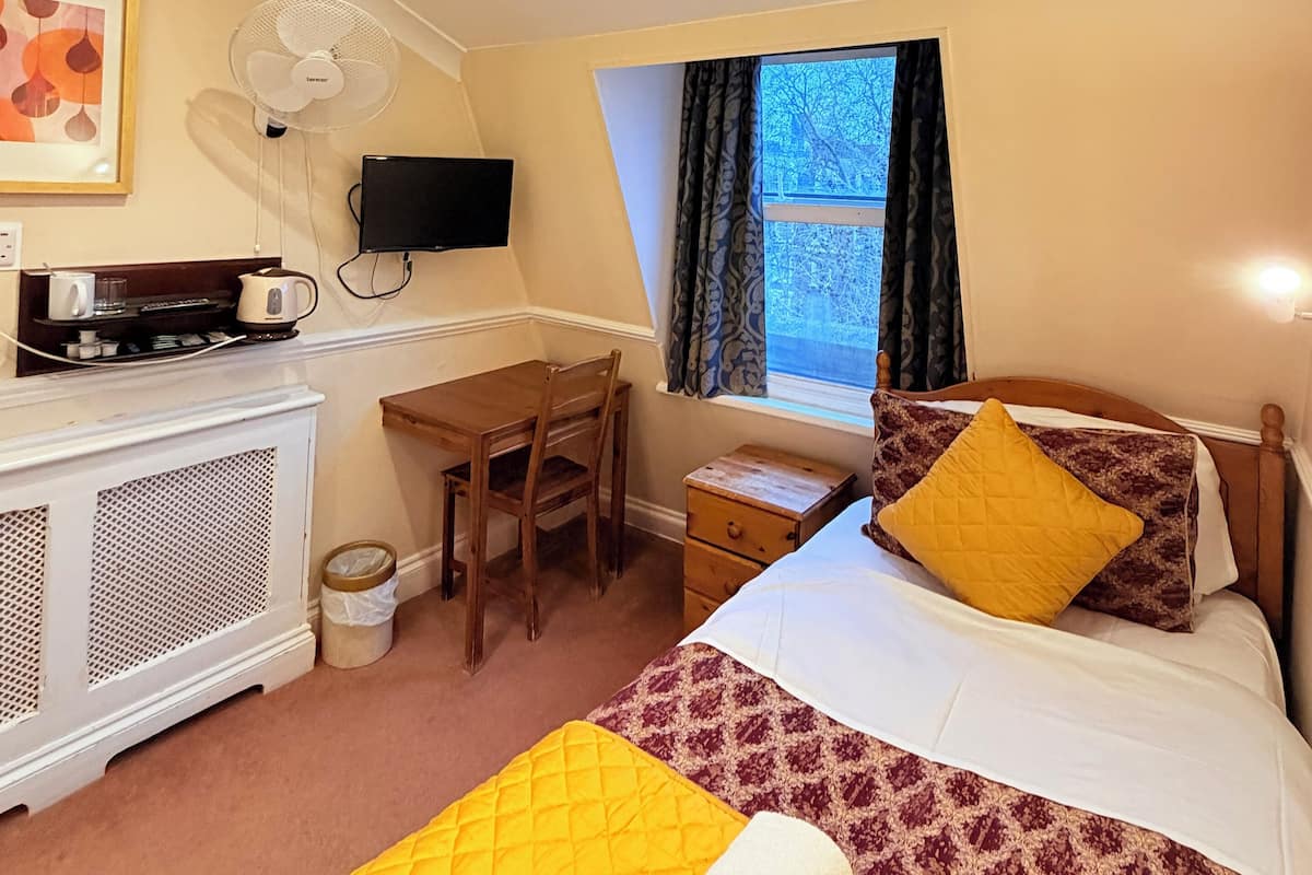 Yhden hengen standard-huone | Ilmainen Wi-Fi, vuodevaatteet