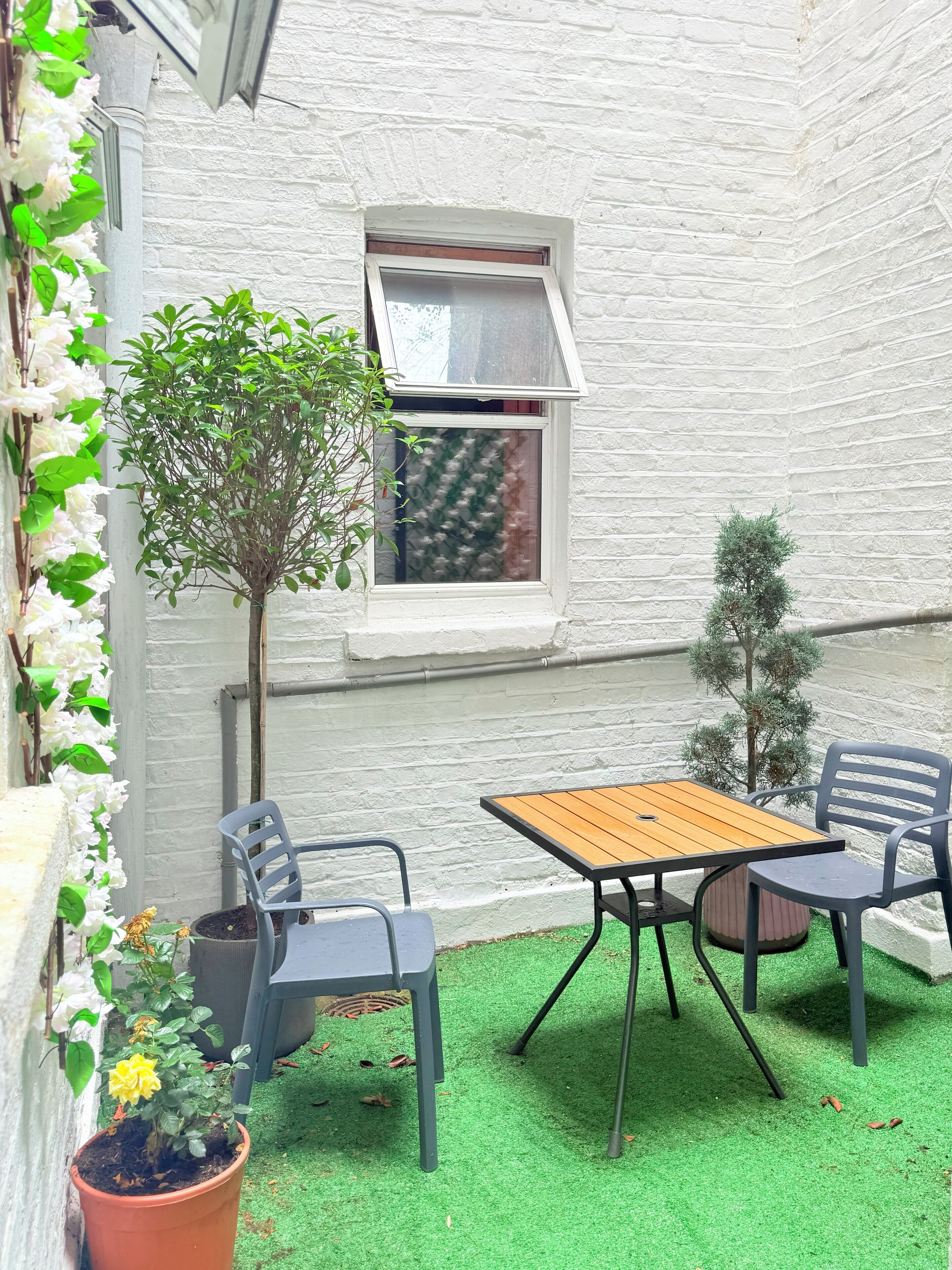 Photo - Europa House Hotel, London Paddington