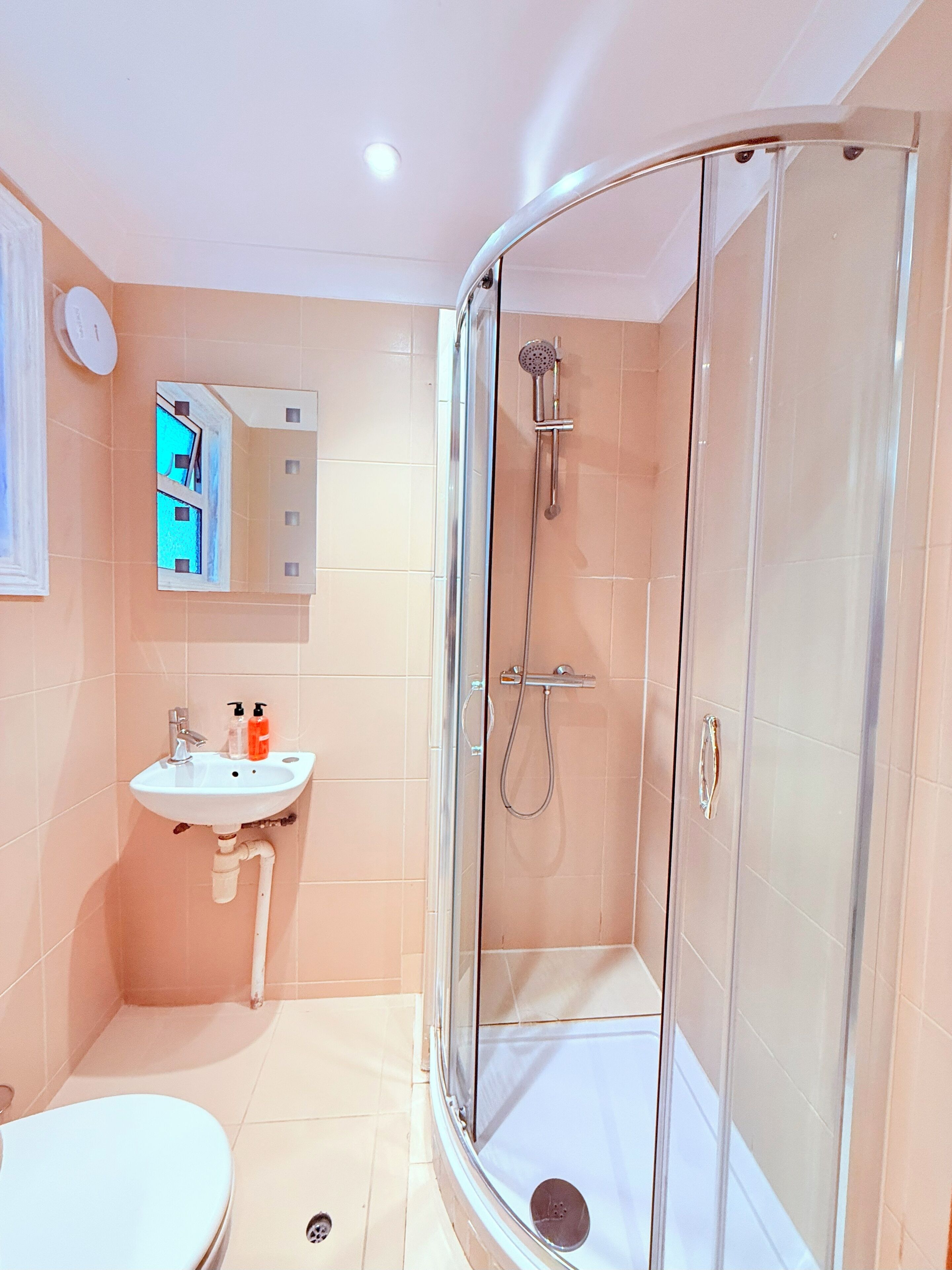 Photo - Europa House Hotel, London Paddington