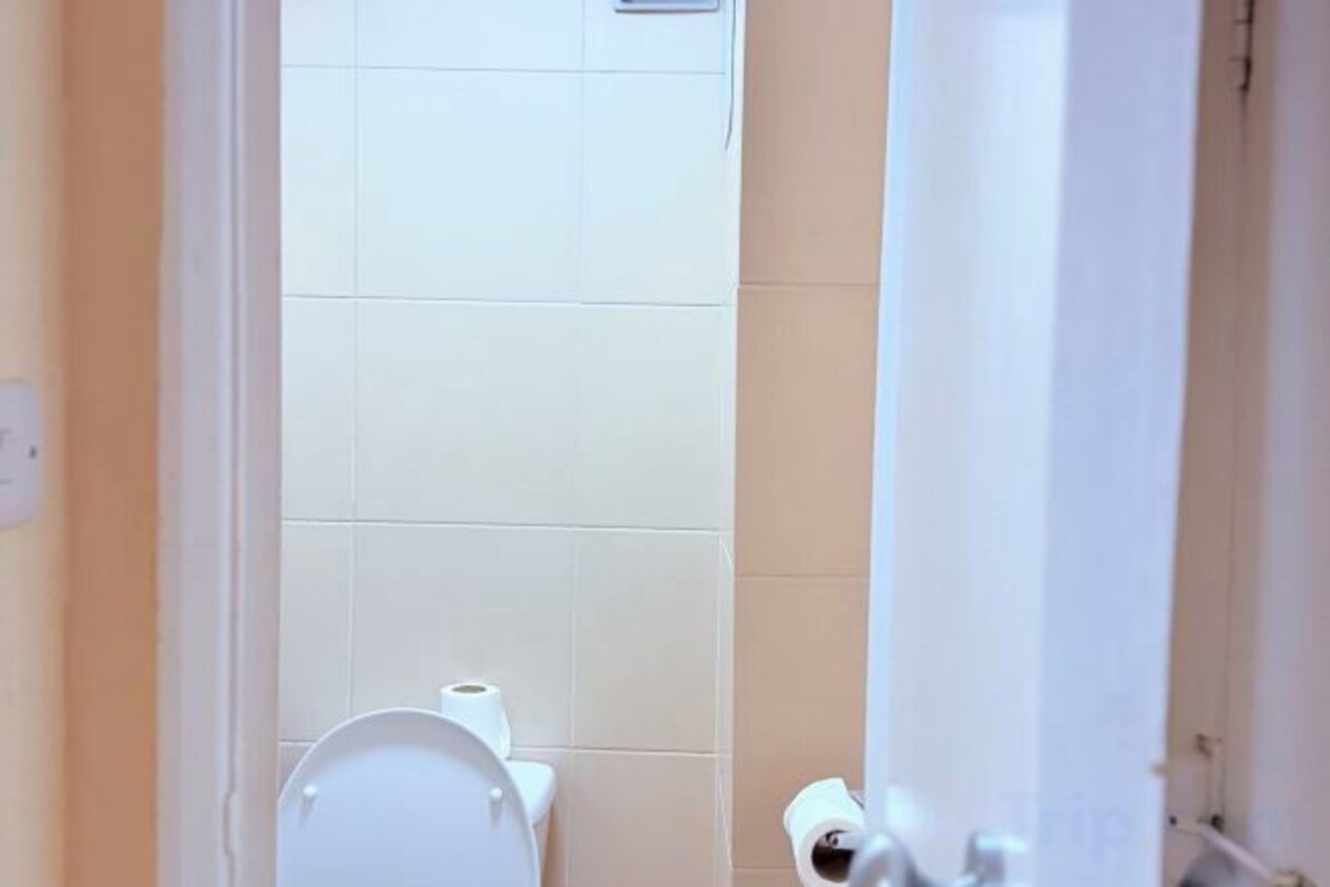 Bathroom | Shower, free toiletries, hair dryer, towels