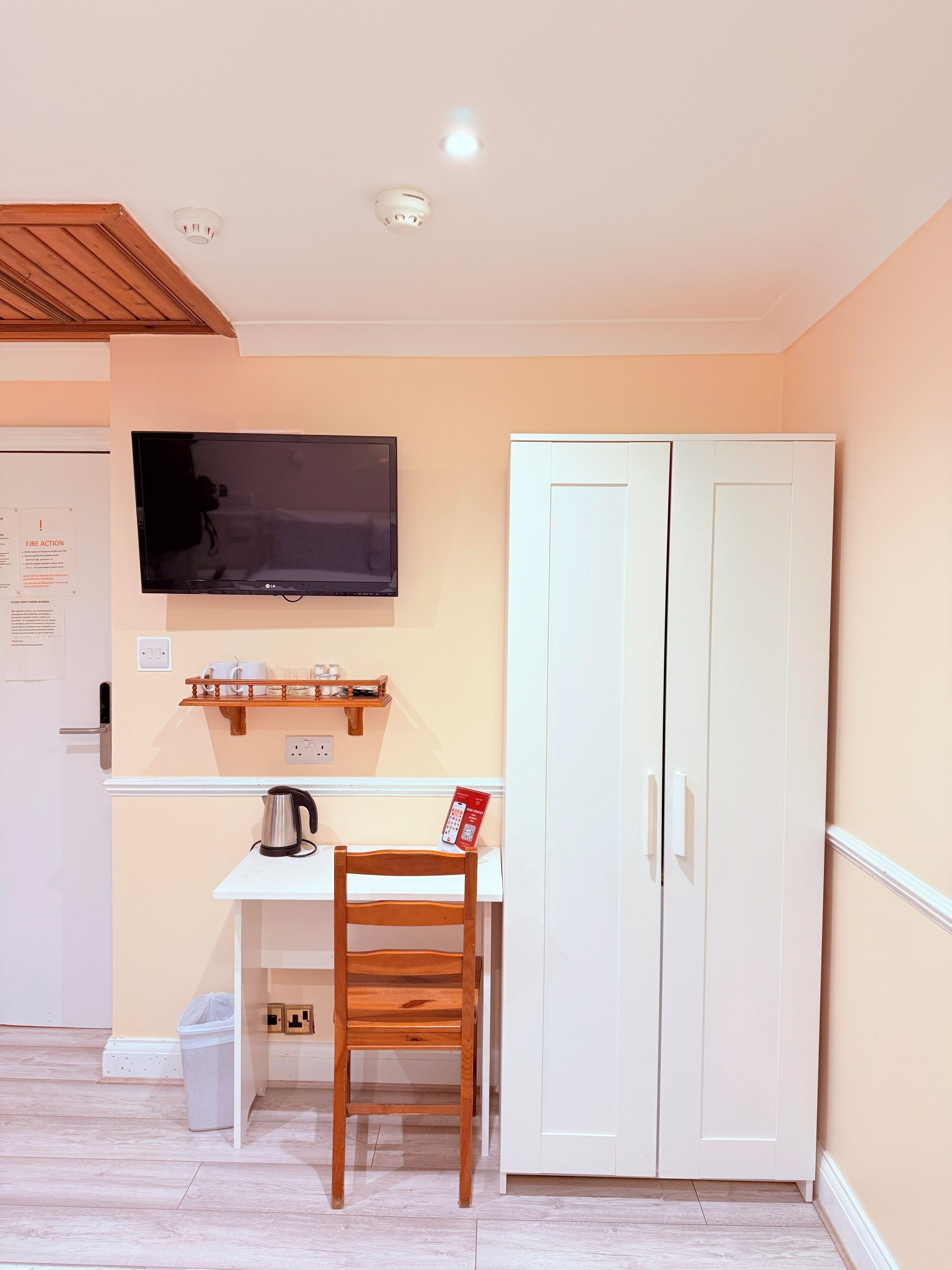 Photo - Europa House Hotel, London Paddington