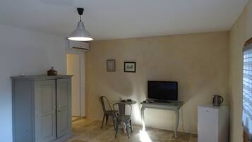 Deluxe Double Room, Ensuite, Park View (Ceruse) | 1 bedroom