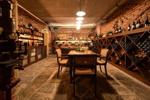 Tasting room - Hotel Dobra Vila (Bovec)