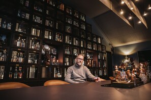 Breakfast, lunch, dinner served; local cuisine 