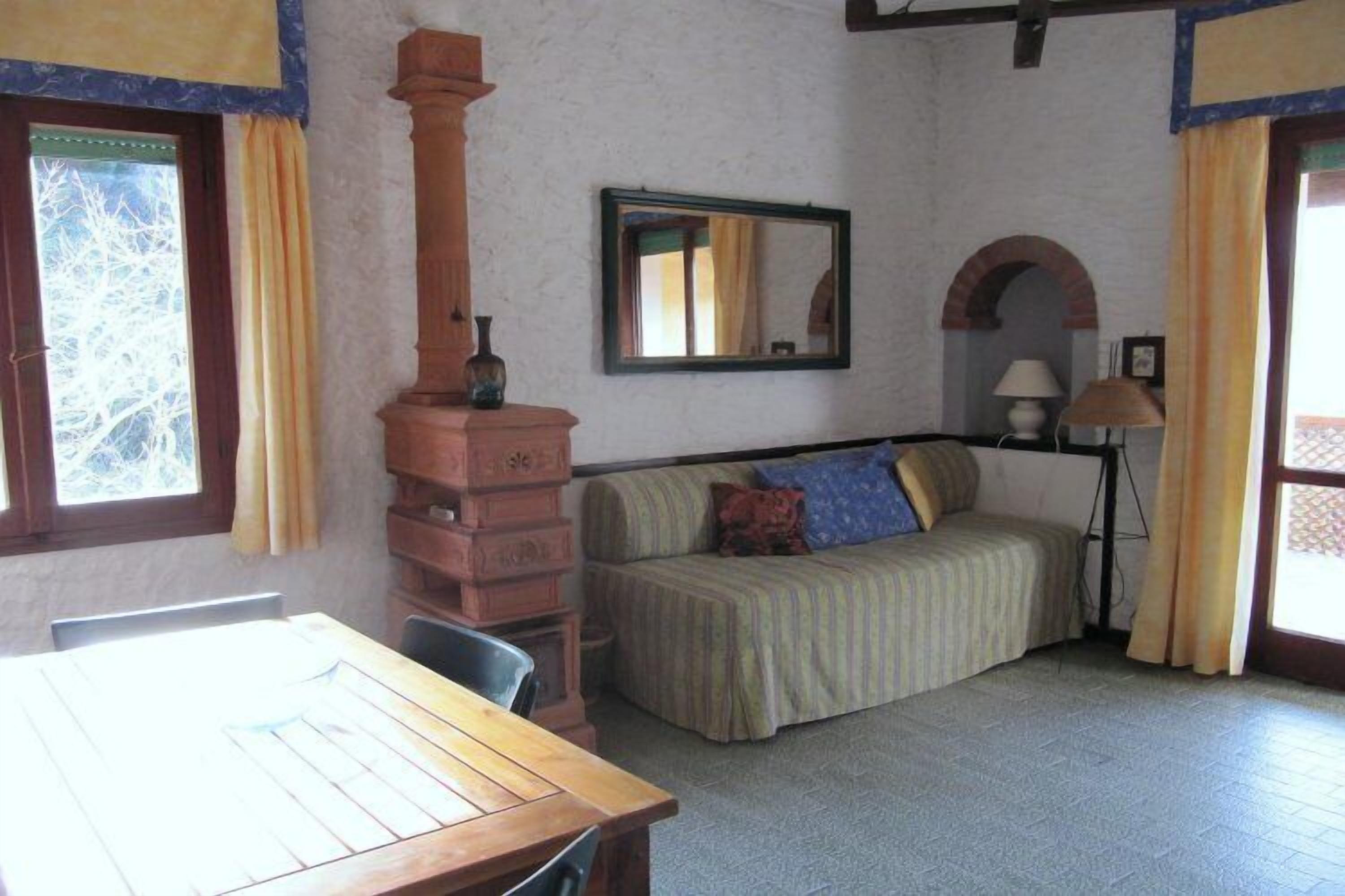 Apartment | Living area | Flat-screen TV