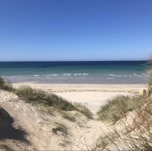 Beach nearby - Ostán Loch Altan (Gortahork)