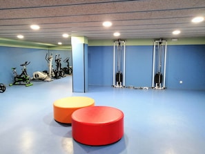 Gym - Residencia Universitaria Resa As Burgas - Centro Adscrito a REAJ - Campus Accomodation (Ourense)