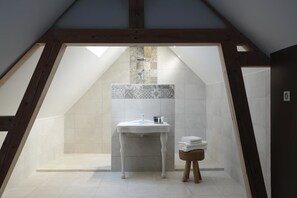 Bathroom - Appart'Hotel Hotel Saint Georges (Troyes)