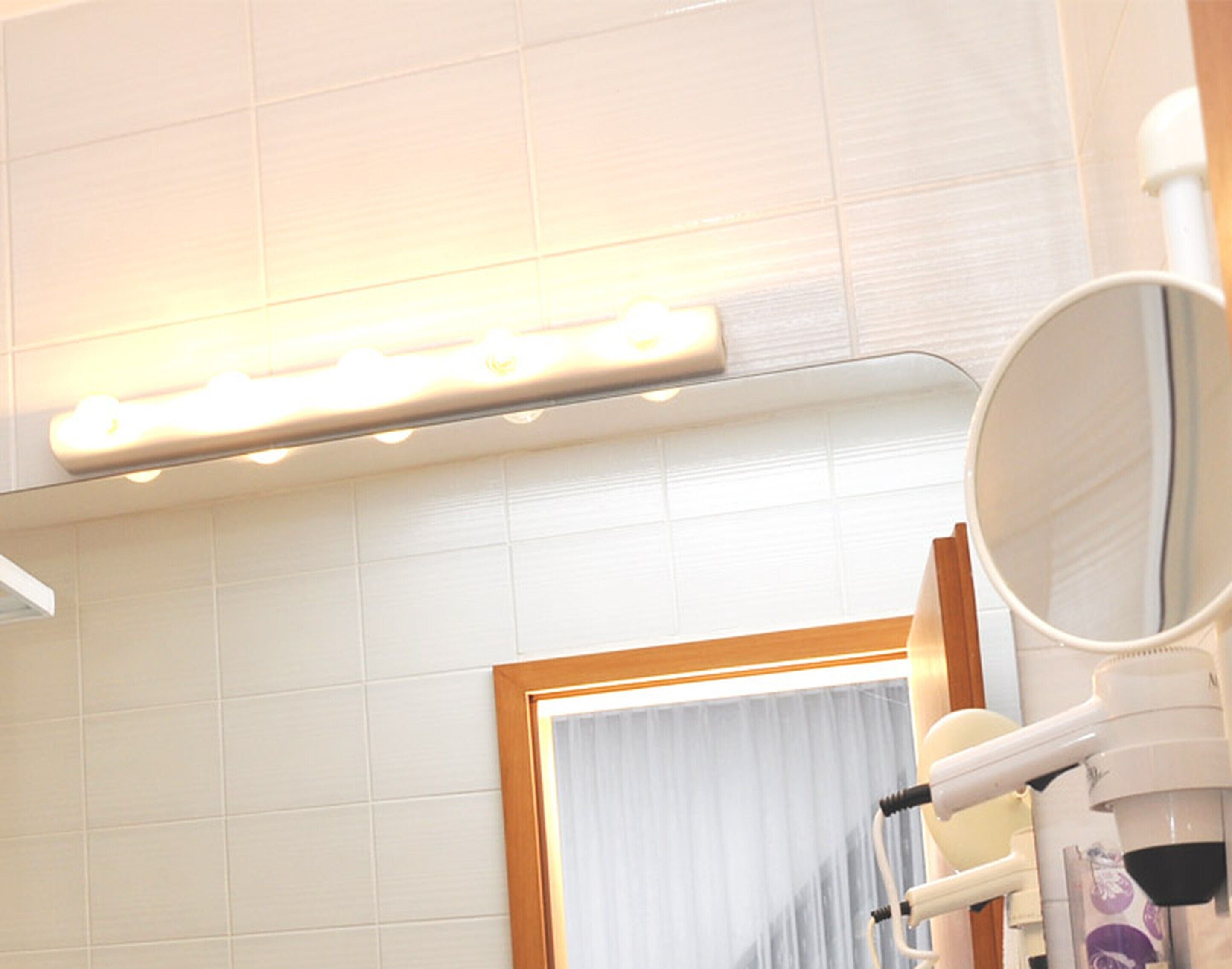 shower, free toiletries, hair dryer, slippers