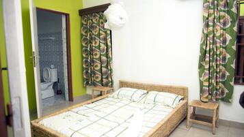 Habitació doble Deluxe | Planxa i posts de planxar, wifi gratuïta i roba de llit