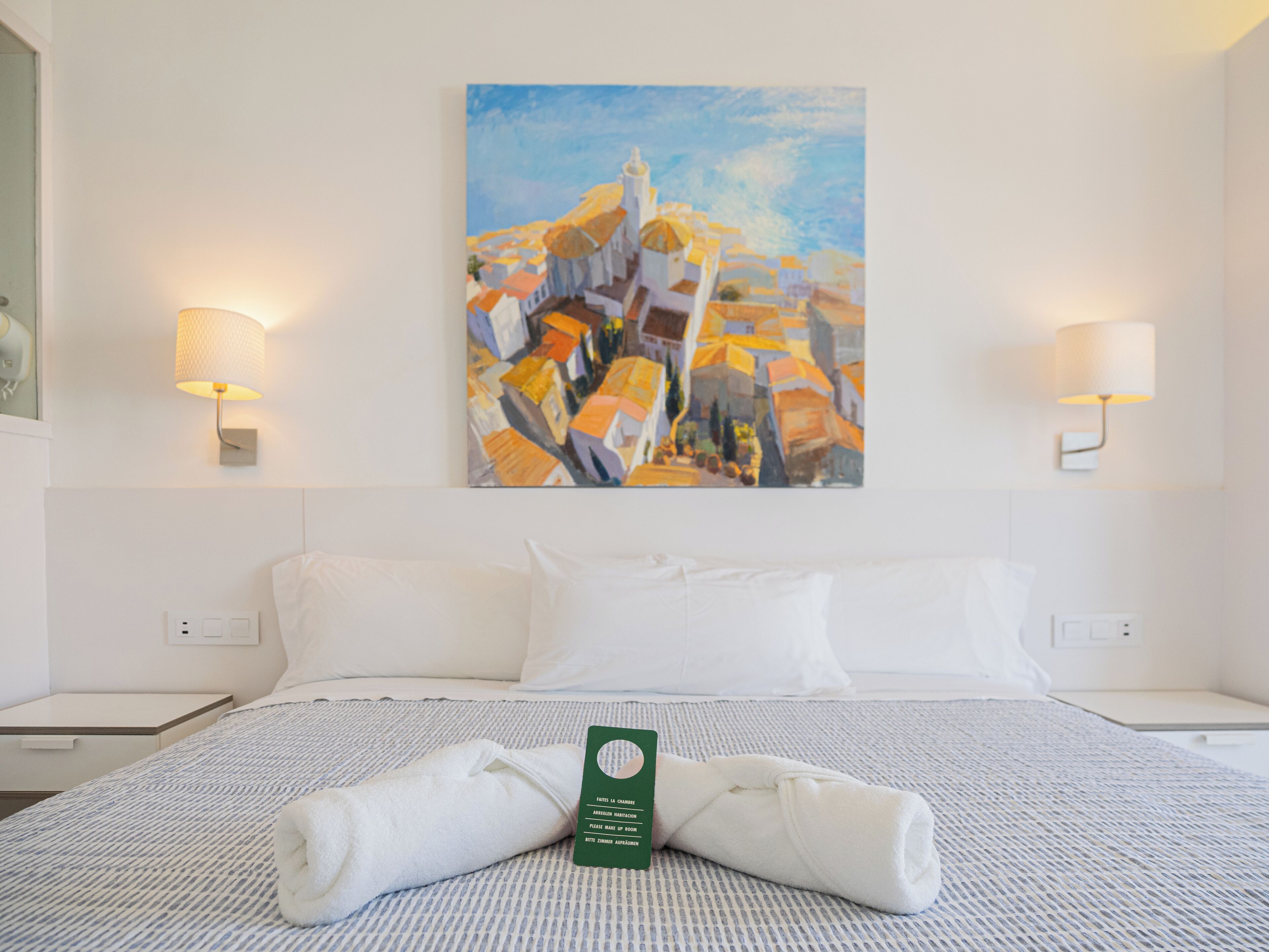 Superior Double Room, Balcony | In-room safe, desk, soundproofing, free WiFi