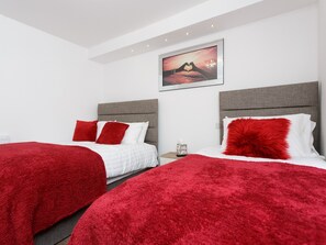 Apartment, Private Bathroom (Occupancy 8) | 3 bedrooms