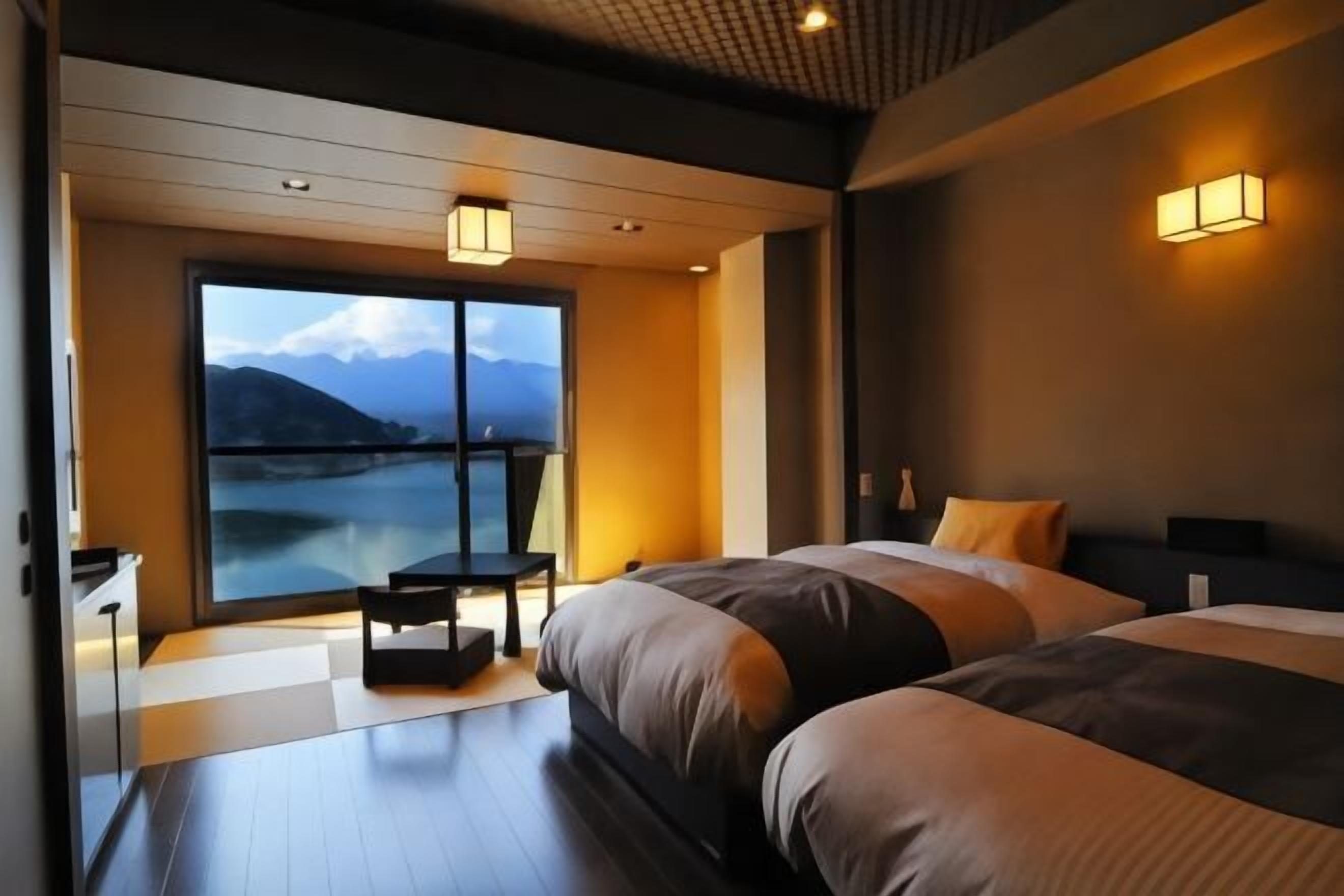 In-room safe, free WiFi